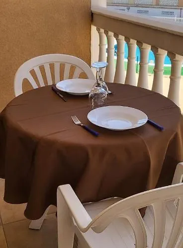 233 Angelo Y Lidia طوستا ديل سيلونثيو